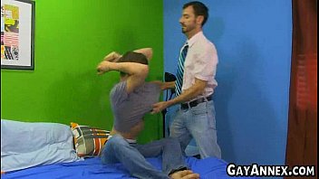 Preview 1 of Vargain Pakistani - Twink gets ass fingered by older guy