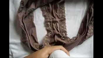 Preview 1 of Ngentot Amelia - Cum on Marya&acute_s dirty panties