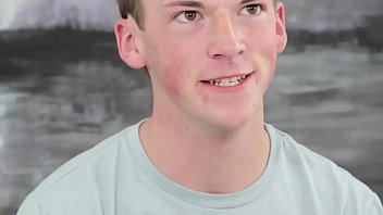 Preview 1 of Nasty Lip Sucking - Twink at a gaycasting