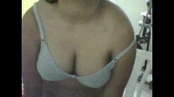 Preview 2 of Qssg - bib boobs....