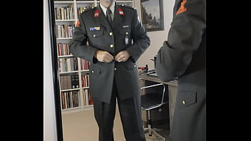 Preview 4 of Xvds - Oscar van den Hoek in his dressing room