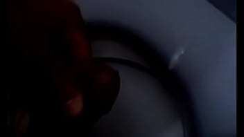 Preview 4 of Panis Tube Movie - punheta no banheiro