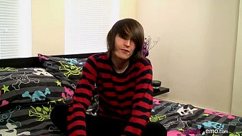 Preview 1 of Fat Ass In A Thong - Porn Virgin Mikey Red Jerks