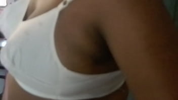 Preview 2 of Tabby Fsrt Porn - Mallu aunty dressing after bath.MOV