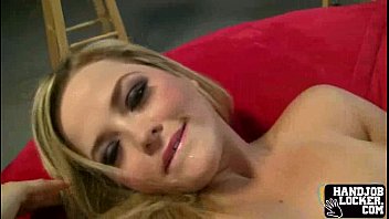 Preview 4 of Doxcgpvxa - Big ass blonde handles hard pipe