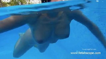 Preview 3 of 3 Jari Masuk - Underwater kinky shaved pussy masturbation