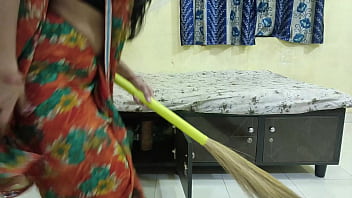 Preview 1 of Gay Anal Hooks - देसी भाभी ने अपना घर साफ कर रही थी तो उसका साहब आकार चोद दिया भाभी को