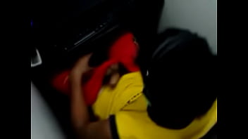 Preview 2 of Girl Ilk - Un pata se la corre en las cabinas donde trabajo