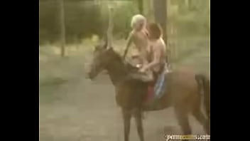 Preview 1 of Ryan Conne Posing - Algalope sobre el caballo follando rico anal vaginal durp..
