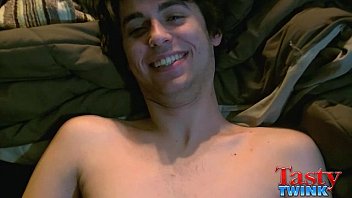 Preview 1 of Tua Isap Kote - Trace&#039_s POV with Lucas