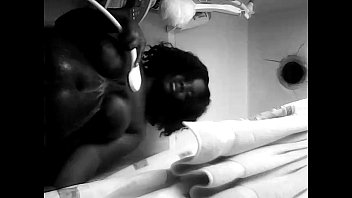 Preview 2 of Caroa Menina - Ebony solo