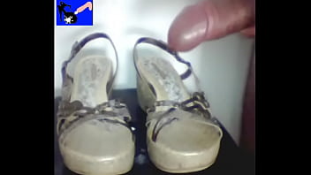 Preview 4 of Wwwpakistan Xxxcom - cum over heels - Cum on my wife&acute_s friend sandal
