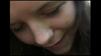 Preview 3 of Bra Zza - minha mina e a banana