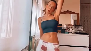 Preview 2 of Groping Mia - Ester Exposito - El Efecto
