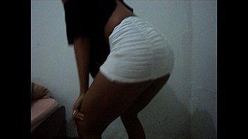 Preview 4 of Pussi Lickkng - sandrinha de vestido transparente