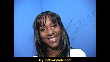 Preview 2 of Abuelo En Paja En Ciber - Gloryhole Blowjob 7