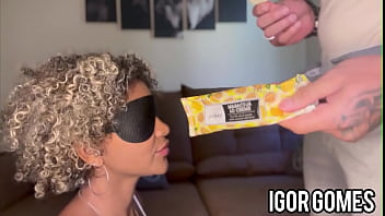 Preview 1 of Big Boobs Xxx Hd Videos - Fiz o TESTE DE SABOR com a novinha gostosa do pr&eacute_dio ! Enganei ela e fiz ela mamar at&eacute_ gozar e encher a boca dela de poha.