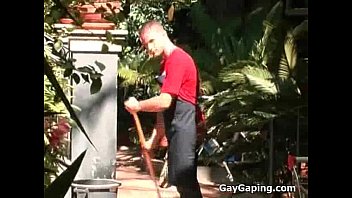Preview 4 of Na Grani Porno Ugq - Good looking gay gets double fucked and jizzed outdoors