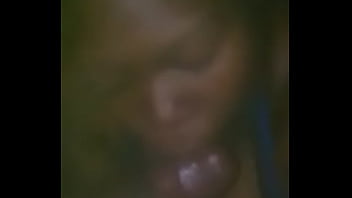 Preview 1 of A Honey Dudy - BBC getting head from ebony STL