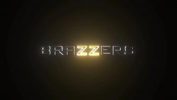 Preview 4 of Telgu Moms N Son - Cum On Her Face.Yasmina Khan / Brazzers  / stream full from www.zzfull.com/ili