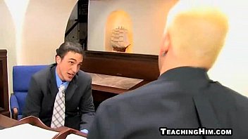 Preview 1 of Teman Ibu Saya - Twink taking his boss&#039_ hard cock in his mouth