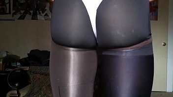 Preview 3 of Futanariq - Ass in pantyhose myfatass@gmail.com
