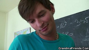 Preview 2 of Hinde Odoi Me Chudai - Hard threesome right in the classroom