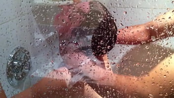 Preview 1 of English Daddy - emilymchokeshower