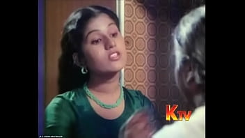 Preview 4 of Wwwsunny Leonie Fuk - CHANDRIKA HOT BATH SCENE from her debut movie in tamil