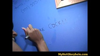 Preview 1 of Aii Ta Doendo - Black girl sucking their first white cock in Gloryhole 30