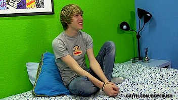 Preview 1 of Xxx Shuper Hindi Hiriing Video - Corey&#039_s First Glass Dildo