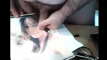 Preview 3 of Concurso De - cum photo nina 1