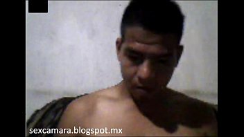 Preview 1 of Shemales Facesit Guy - Bailando y Perreando en la ducha
