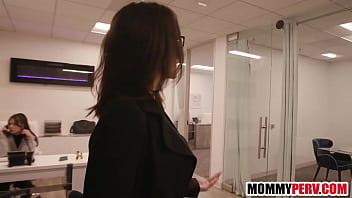 Preview 1 of Granny Bbw Homemade - Office boss stepmom anal fucked by stepson