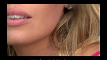 Preview 1 of Cologe Girl Xxx Potos - Incredibly HOT busty babe Nicole Aniston teases her pussy on cam