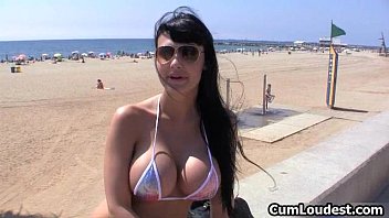 Preview 2 of Brazzer Zakar Besar - Hot brunette babe with an amazing pair