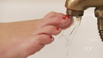 Preview 4 of Xxxtube Vdo - Bath Time For Lovers!
