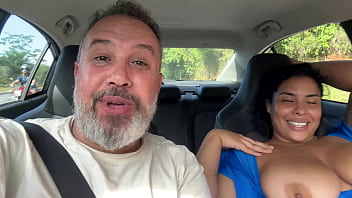 Preview 1 of Anal Hot Mom Boy - Meduzza a baiana rabuda fudendo na orla da praia em Salvador - BA