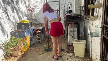 Preview 4 of Mom Japan Vs Bbc - Llegue a Casa y Vi a Mi Hijastra Lavando La Ropa En Falda y no me Pude Resistir a su Culo