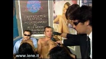 Preview 2 of Fabian Sex - Funny - Perch&egrave_ agli italiani non frega niente delle elezioni - Gessica Massaro