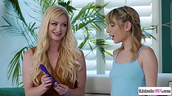 Preview 1 of Creampie Martha La Croft - Teen stepdaughter masturbating with her big tits stepmom