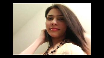 Preview 2 of Dreamcam Brazil - The Sexyest Sheladys Dance