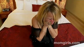 Preview 2 of First Time Fuck 10 Year - Hot milfs first porn nice anal and big facial