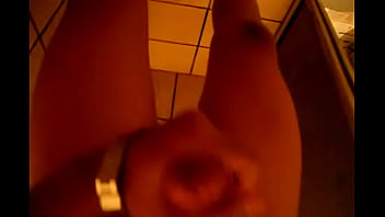 Preview 2 of Sexxxxxxx Boys Old - Tocando uma punheta
