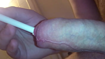 Preview 2 of Se Le Ve Todo En El Bus - pen in cock