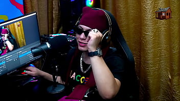 Preview 2 of Odiasixe Videos In - Kiara Blay mostrou o corpo todo no meio do Podcast o Ruan babou na Espanhola gostosa! - Kiara Blay - Podcast P&aacute_pum no Barraco! - Completo no SHEER/RED