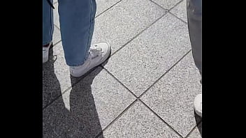 Preview 3 of Chinese Footsex - je cherche a sucer des inconnus au alentours d&#039_une gare