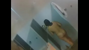 Preview 4 of Jenna J Foxx Porno - coroa rabuda no banheiro do clube