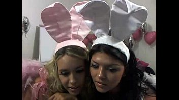 Preview 1 of Awalk Man Pussy - Daiana Antivero y Leonela Ahumada Twitcam Hot