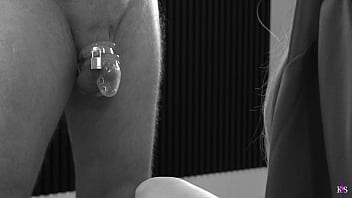 Preview 4 of Family Raw - The Housewife&#039_s Affair XXVII
